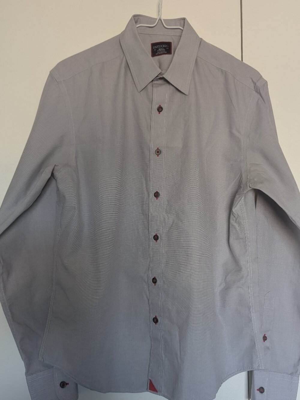 UNTUCKit light gray long sleeve dress shirt